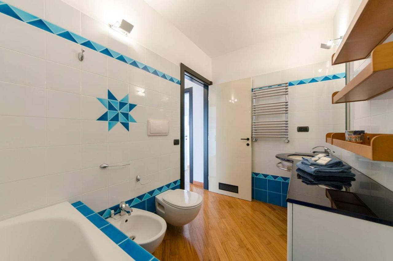 Apartamento Joivy Exclusive Seaview Flat For 4, In Central Génova Exterior foto